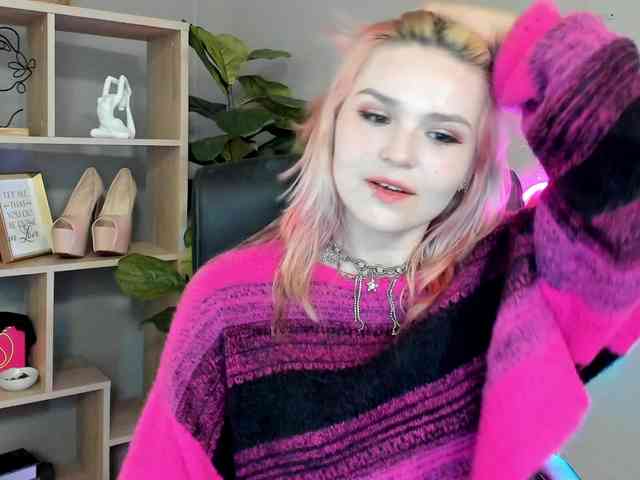 Model: SweetLilyxo