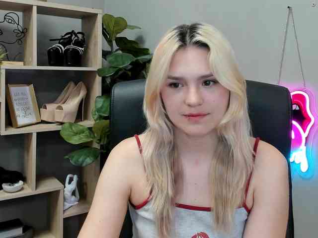 SweetLilyxo Live Webcam on BongaCams