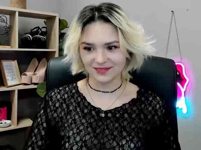 SweetLilyxo SweetLilyxo