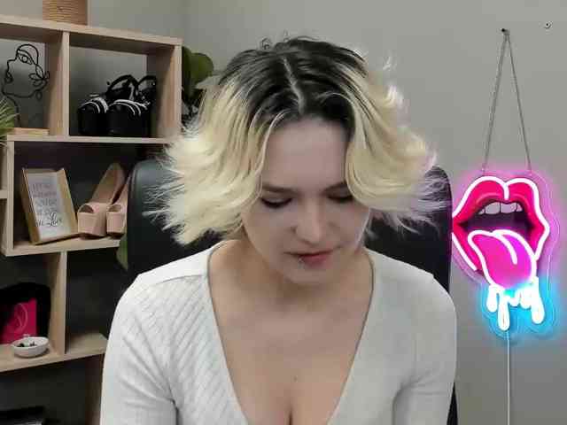 SweetLilyxo