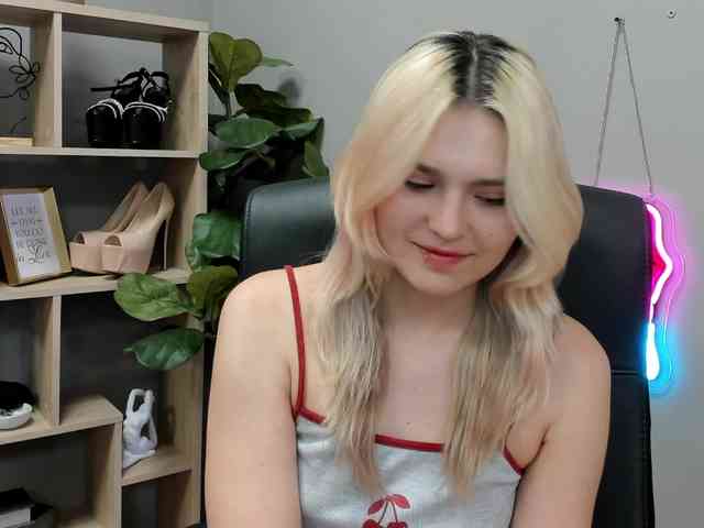 SweetLilyxo Live Webcam on BongaCams
