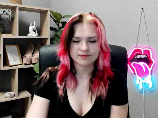 SweetLilyxo SweetLilyxo