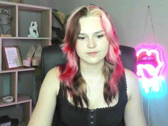 SweetLilyxo webcam