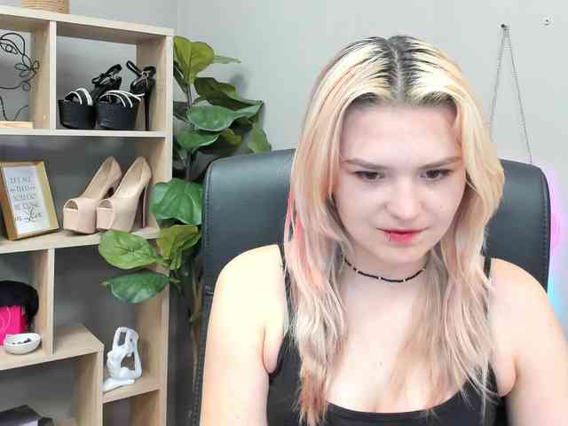 SweetLilyxo SweetLilyxo