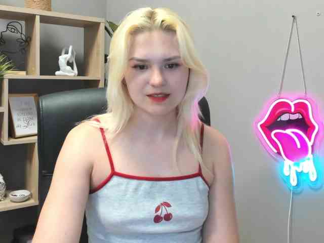 Model: SweetLilyxo