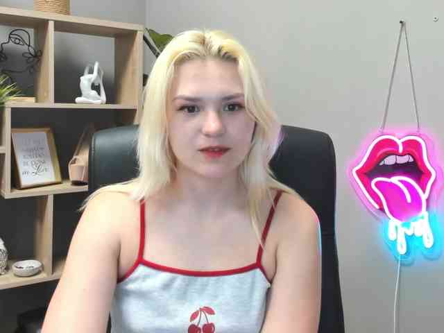 Модель: SweetLilyxo