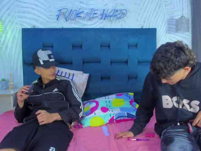 YoungsWild webcam
