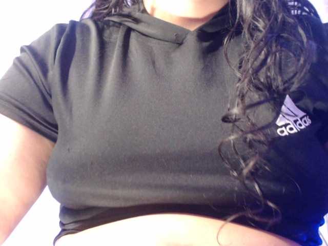 Sabrina08 live cam on BongaCams