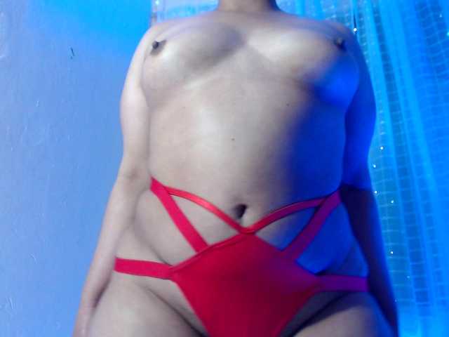 Sabrina08 live cam on BongaCams