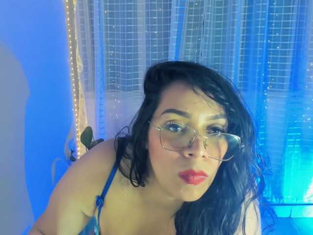 Sabrina08 live cam on BongaCams