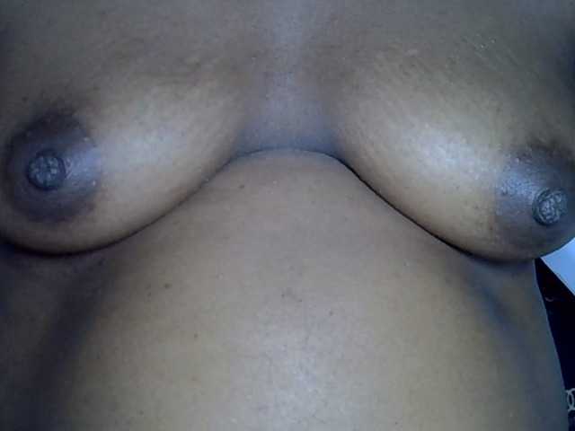 Sexylip live cam on BongaCams