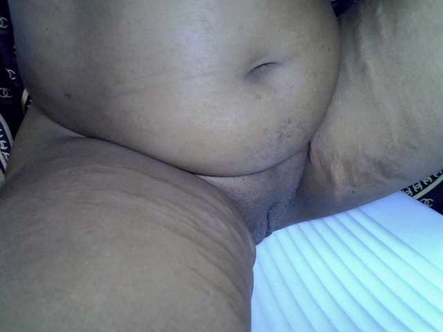 Sexylip live cam on BongaCams