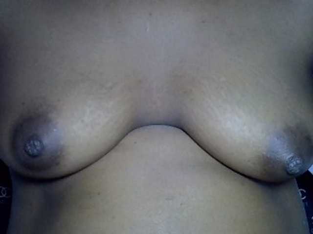 Sexylip live cam on BongaCams
