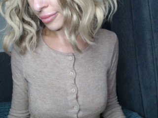 NoraSweet Porn Show