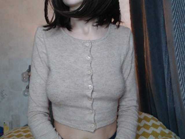 NoraSweet live cam