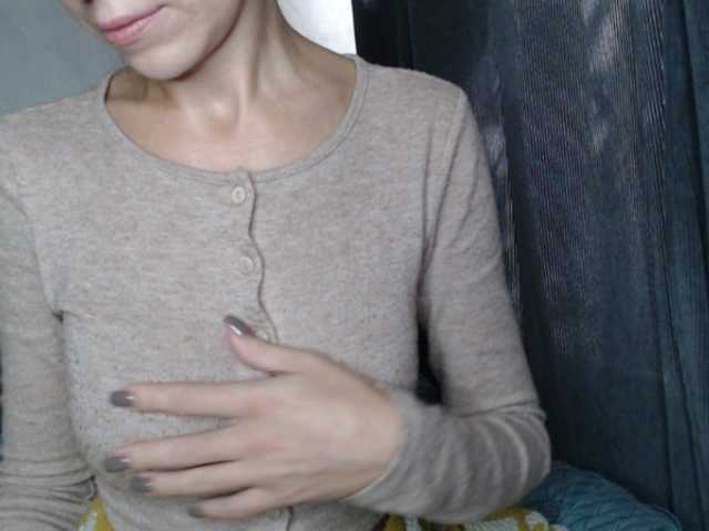 NoraSweet live cam preview