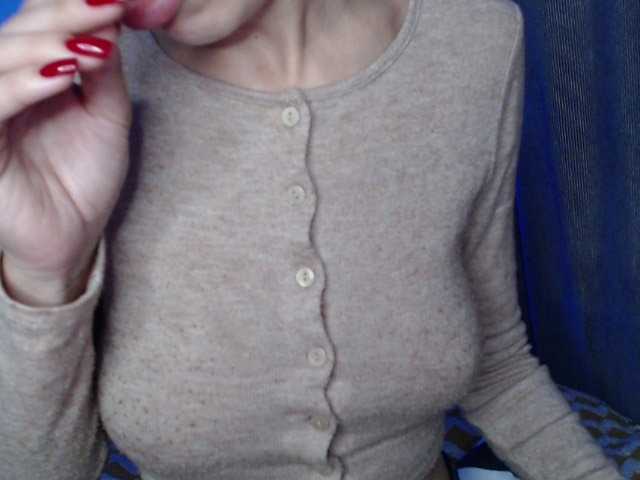 NoraSweet live webcam show