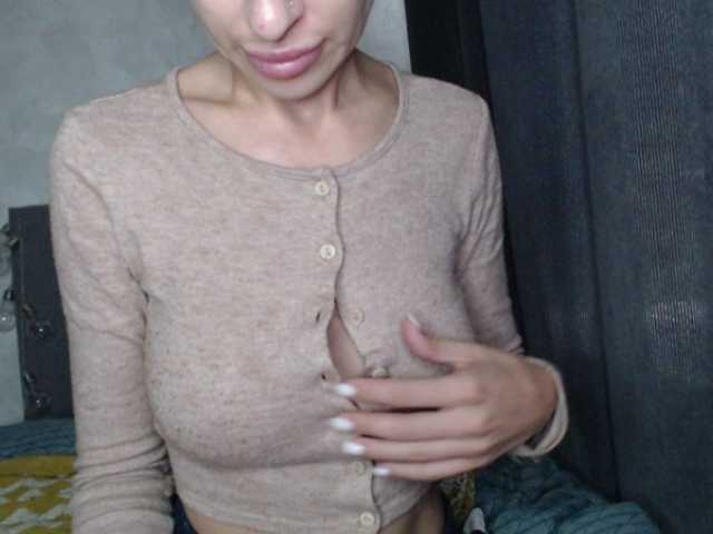 NoraSweet live cam on BongaCams