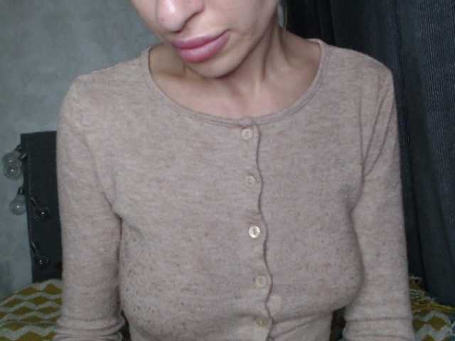 NoraSweet live webcam show