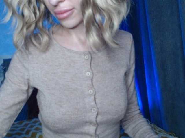 NoraSweet live cam