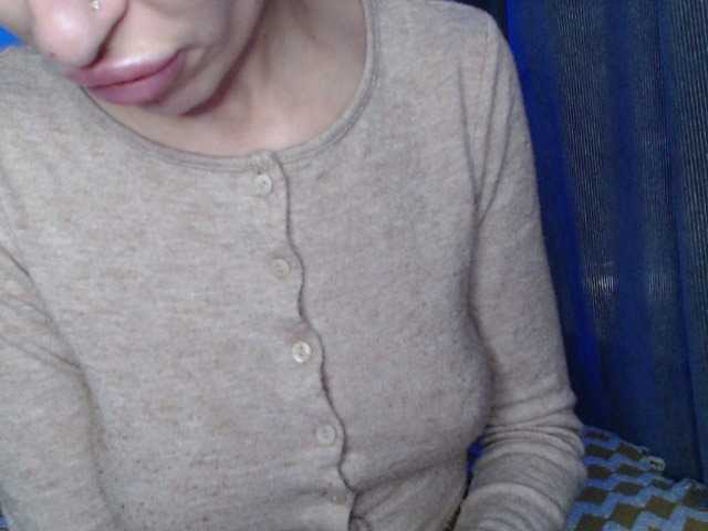 NoraSweet live webcam show