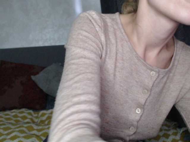 NoraSweet live webcam show