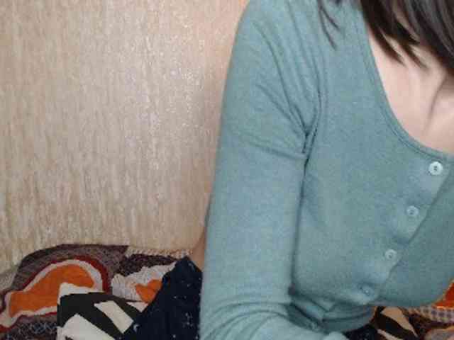 NoraSweet webcam