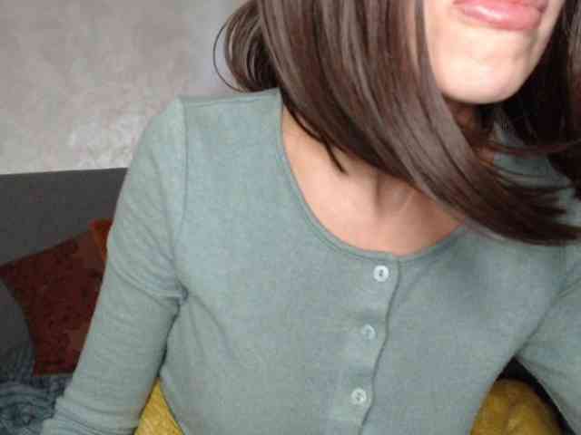 NoraSweet webcam