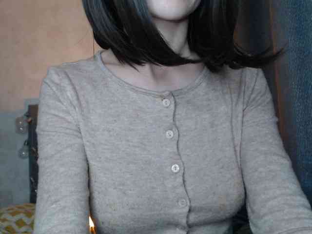 NoraSweet webcam