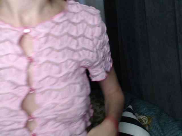 NoraSweet webcam