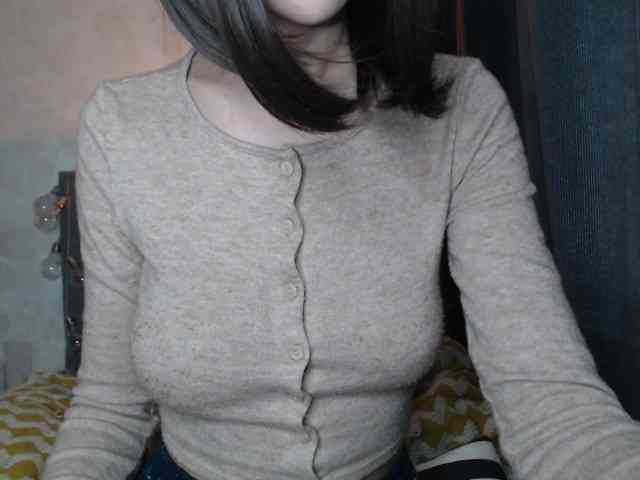 NoraSweet webcam
