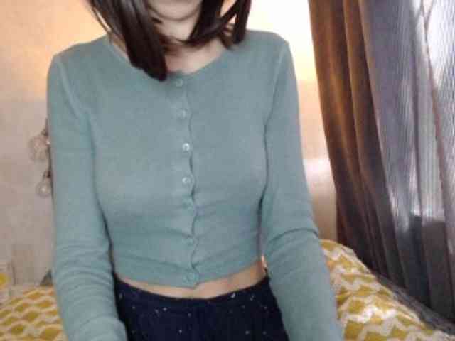 NoraSweet webcam