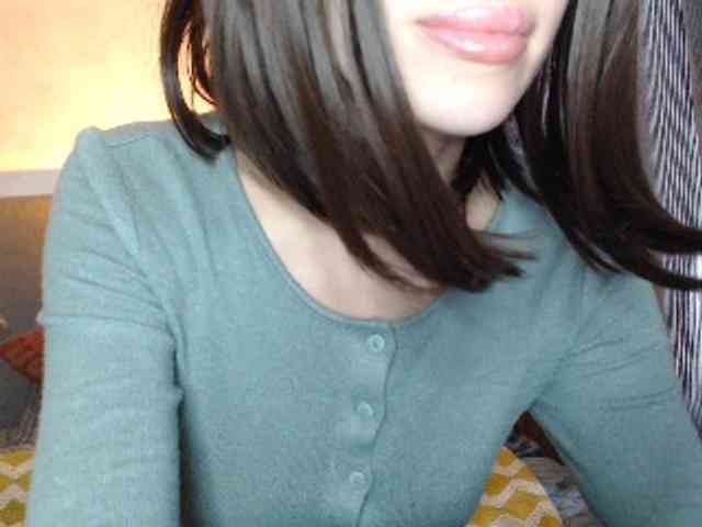 NoraSweet webcam