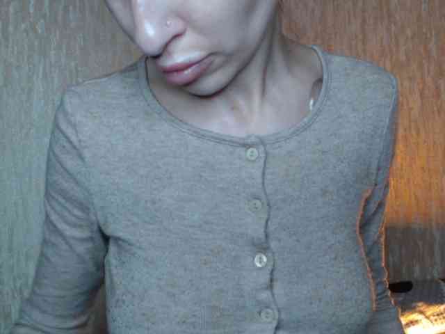 NoraSweet webcam