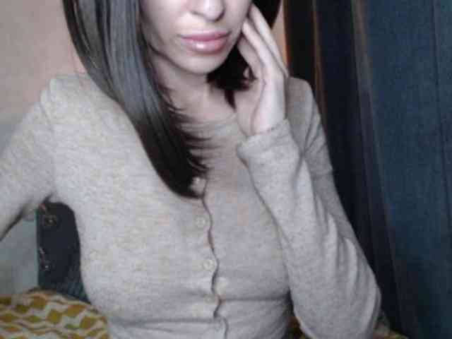 NoraSweet webcam