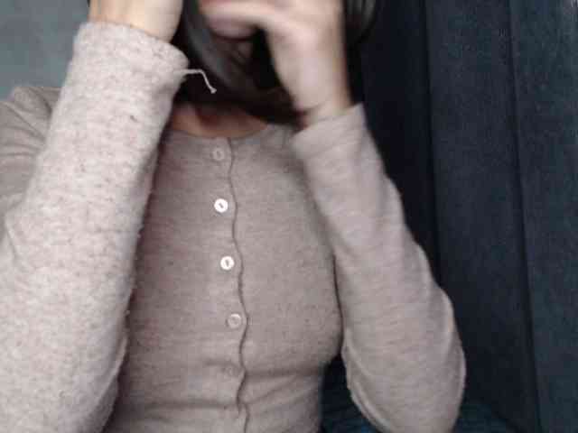 NoraSweet webcam