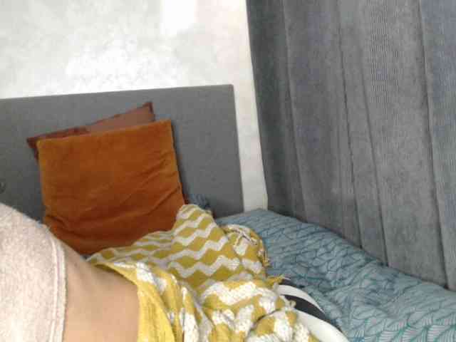 NoraSweet webcam
