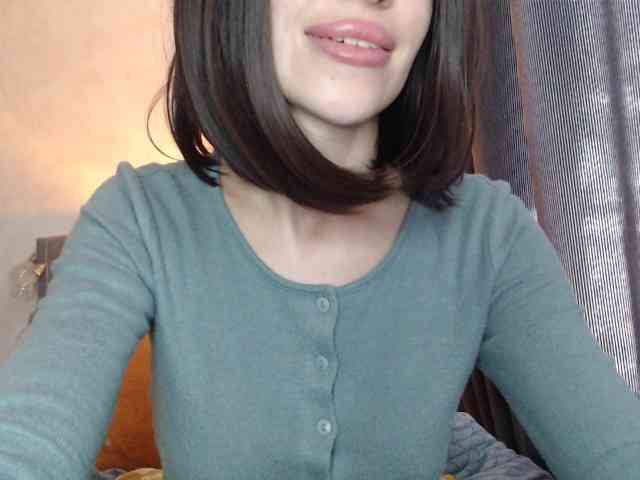 NoraSweet webcam