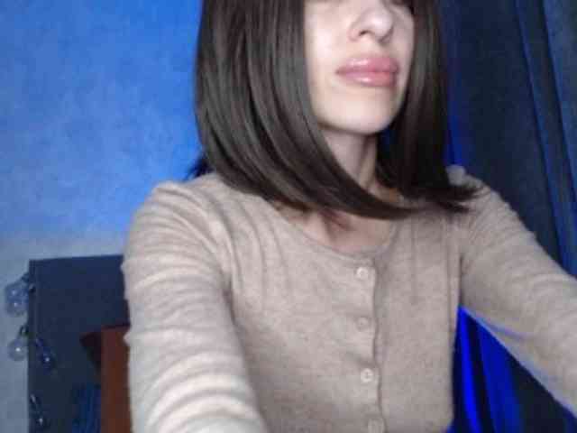 NoraSweet webcam