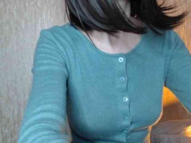 NoraSweet webcam