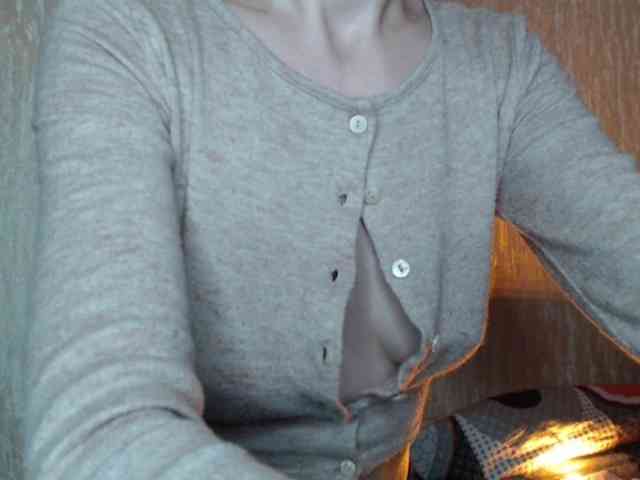 NoraSweet webcam
