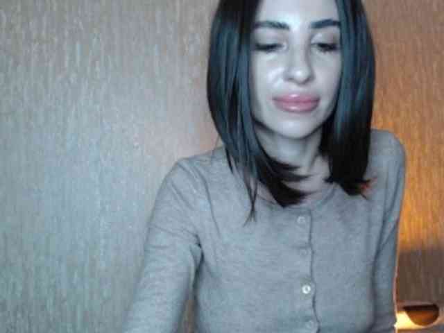 NoraSweet webcam