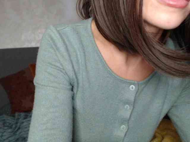 NoraSweet webcam