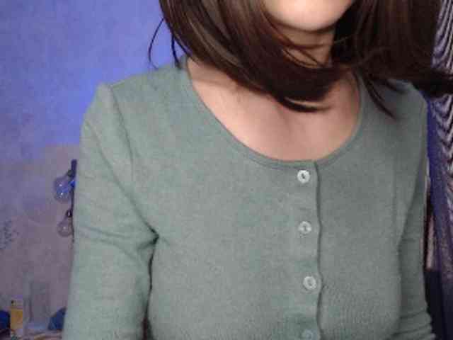 NoraSweet webcam