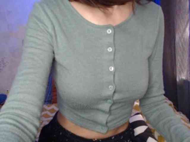 NoraSweet webcam