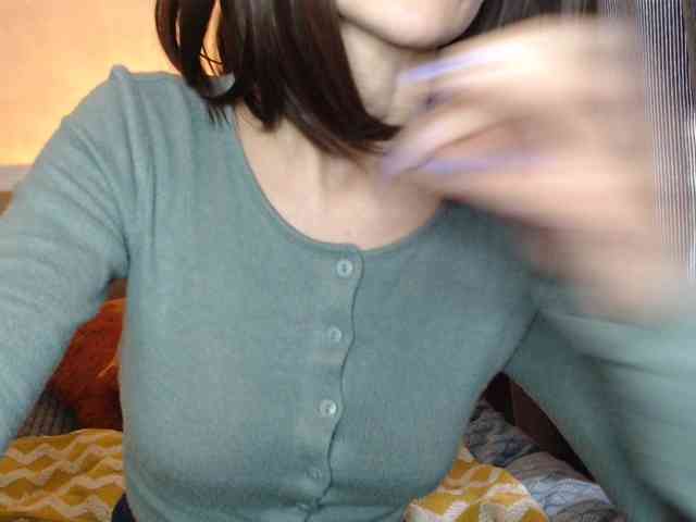 NoraSweet webcam