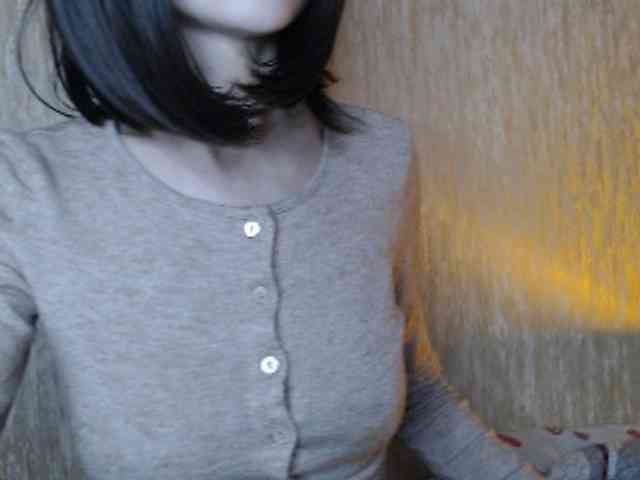 NoraSweet webcam