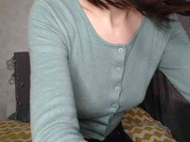 NoraSweet webcam