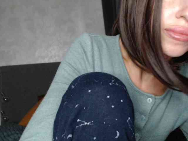 NoraSweet webcam