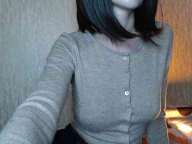 NoraSweet webcam
